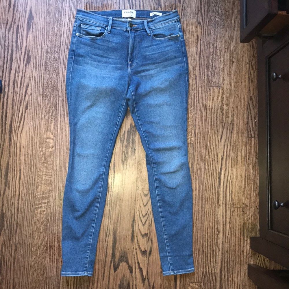 Frame Le Skinny de Jeanne Jeans (Woodley)